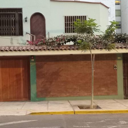 Hostel Colores Miraflores Лима Екстериор снимка
